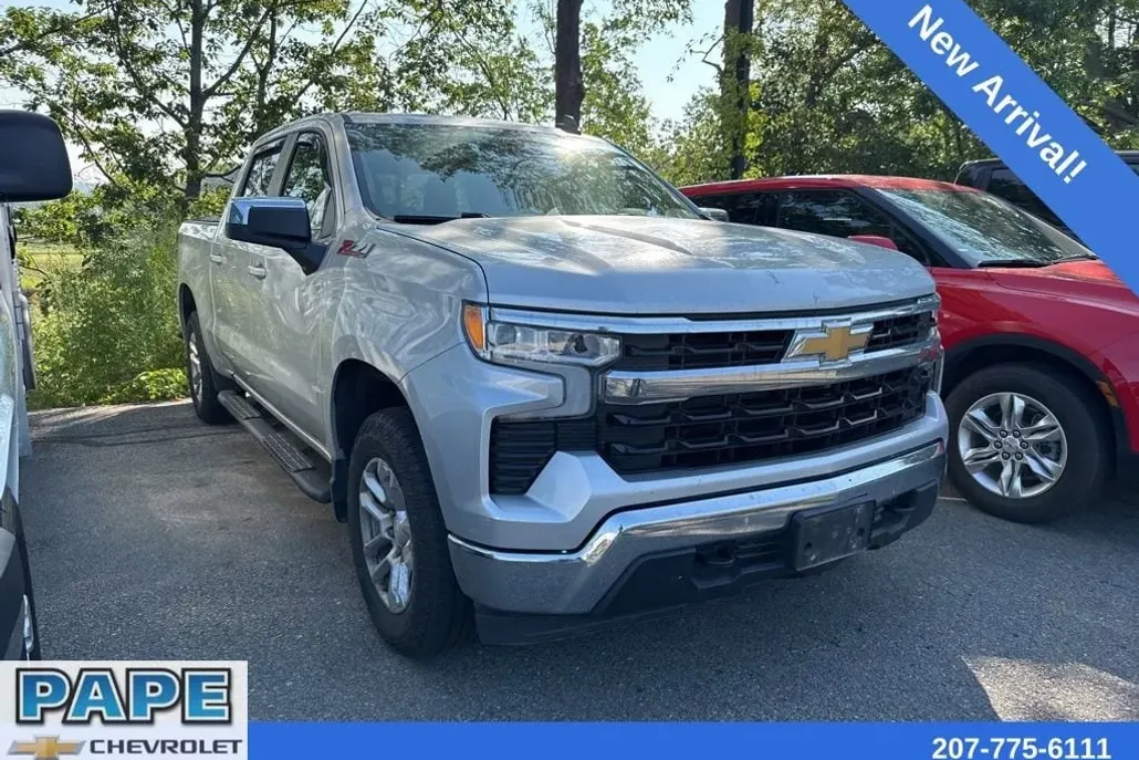 2022 Chevrolet Silverado 1500 LT photo 1
