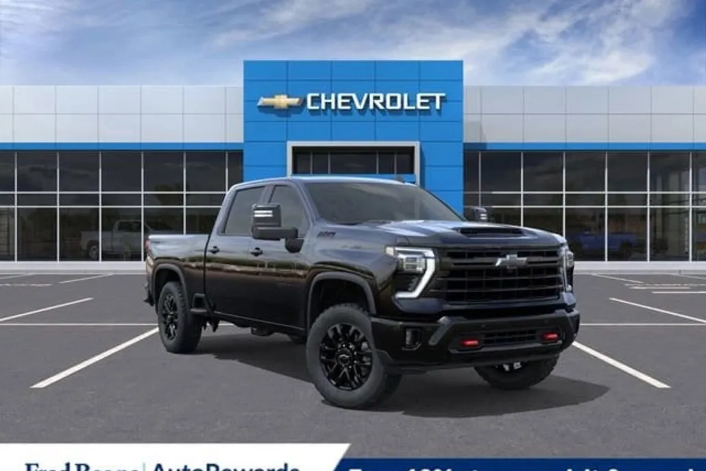 2025 Chevrolet Silverado 2500HD LT photo 1
