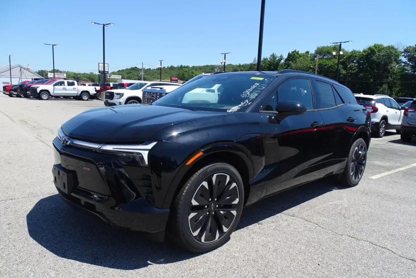 2024 Chevrolet Blazer EV RS photo 1