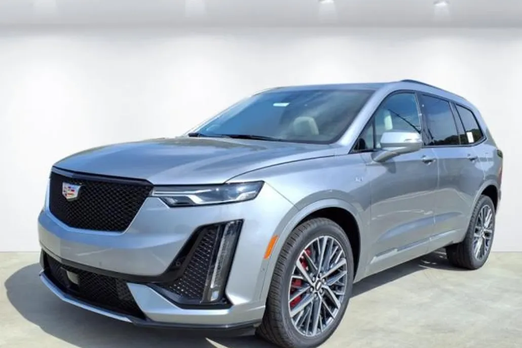 2025 Cadillac XT6 Sport photo 1