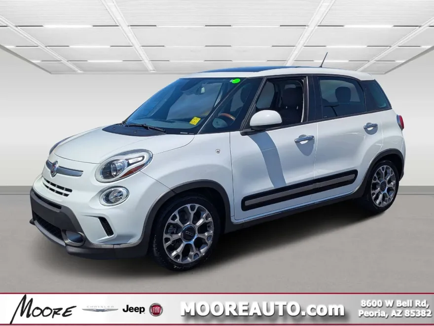 2014 Fiat 500L Trekking photo 1