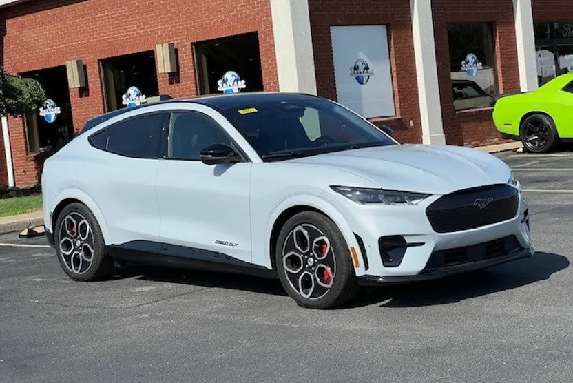 2023 Ford Mustang Mach-E GT photo 1