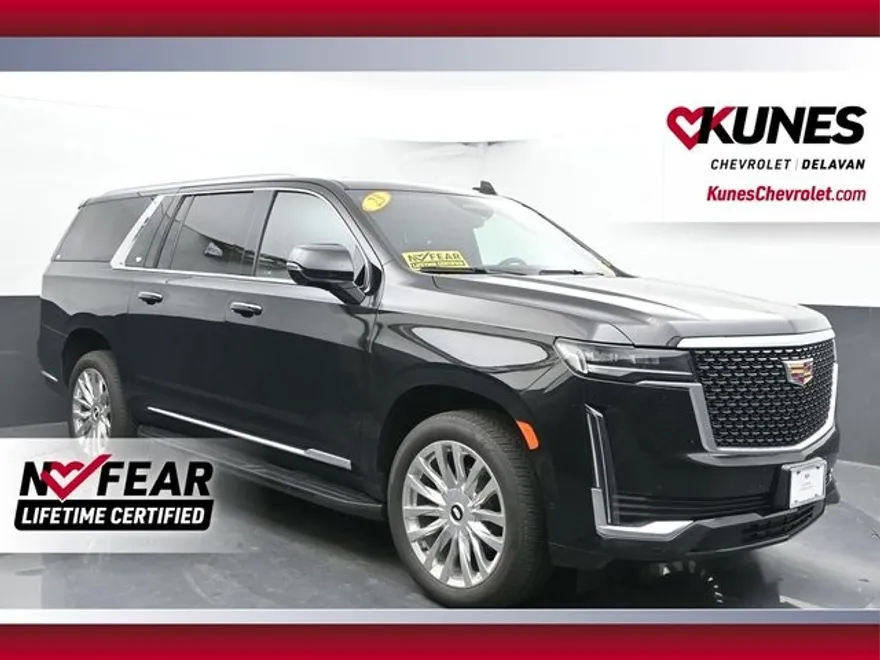 2023 Cadillac Escalade ESV Premium Luxury photo 1