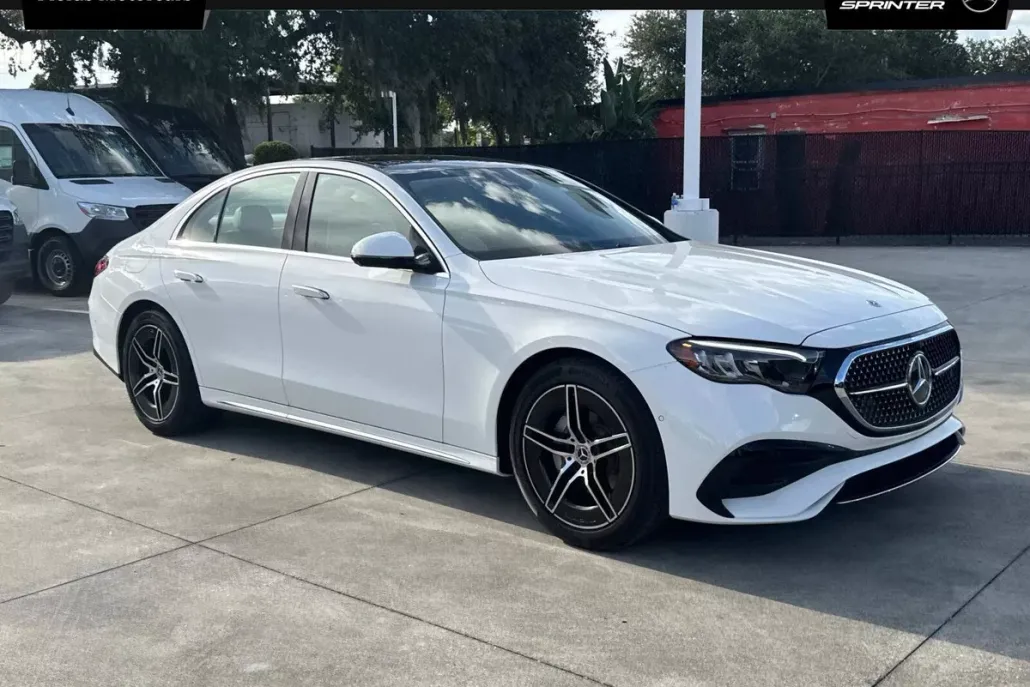 2025 Mercedes Benz E 350 Sedan photo 1