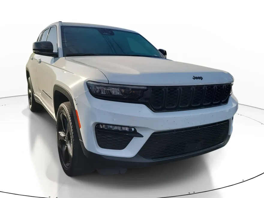 2023 Jeep Grand Cherokee Limited photo 1