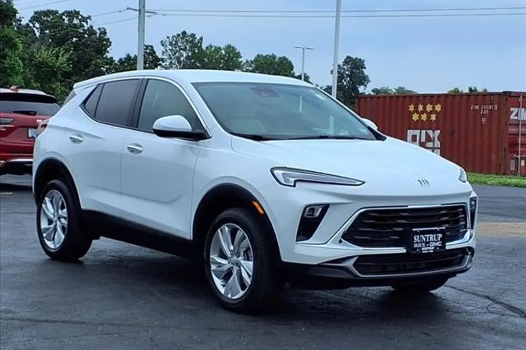 2024 Buick Encore GX Preferred photo 1