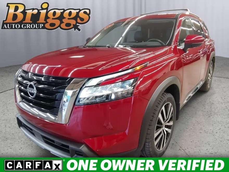 2023 Nissan Pathfinder Platinum photo 1