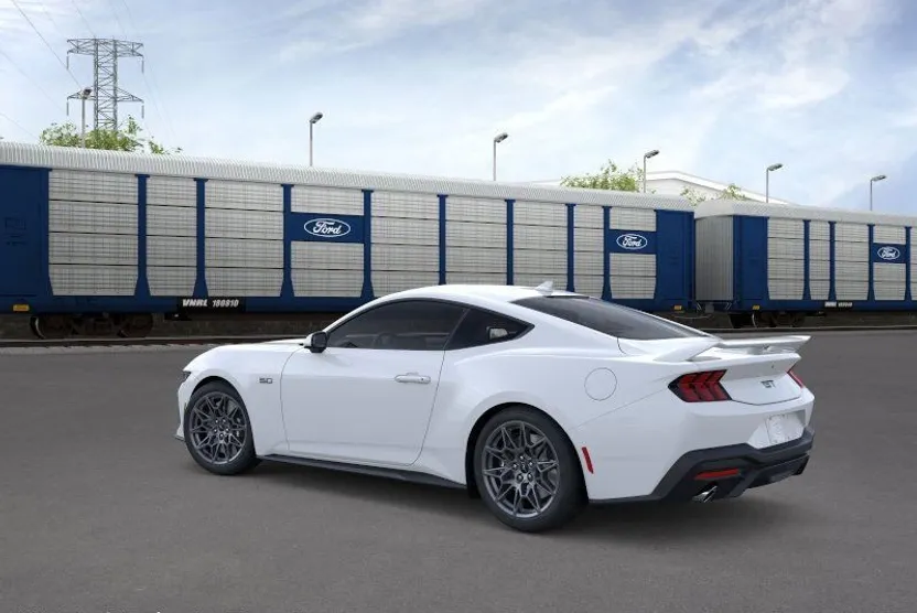 2025 Ford Mustang GT photo 1