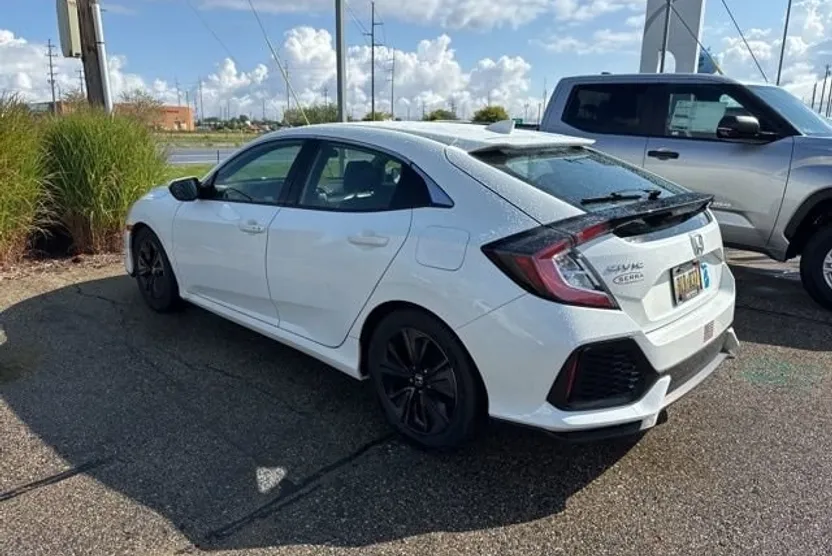 2019 Honda Civic EX photo 1