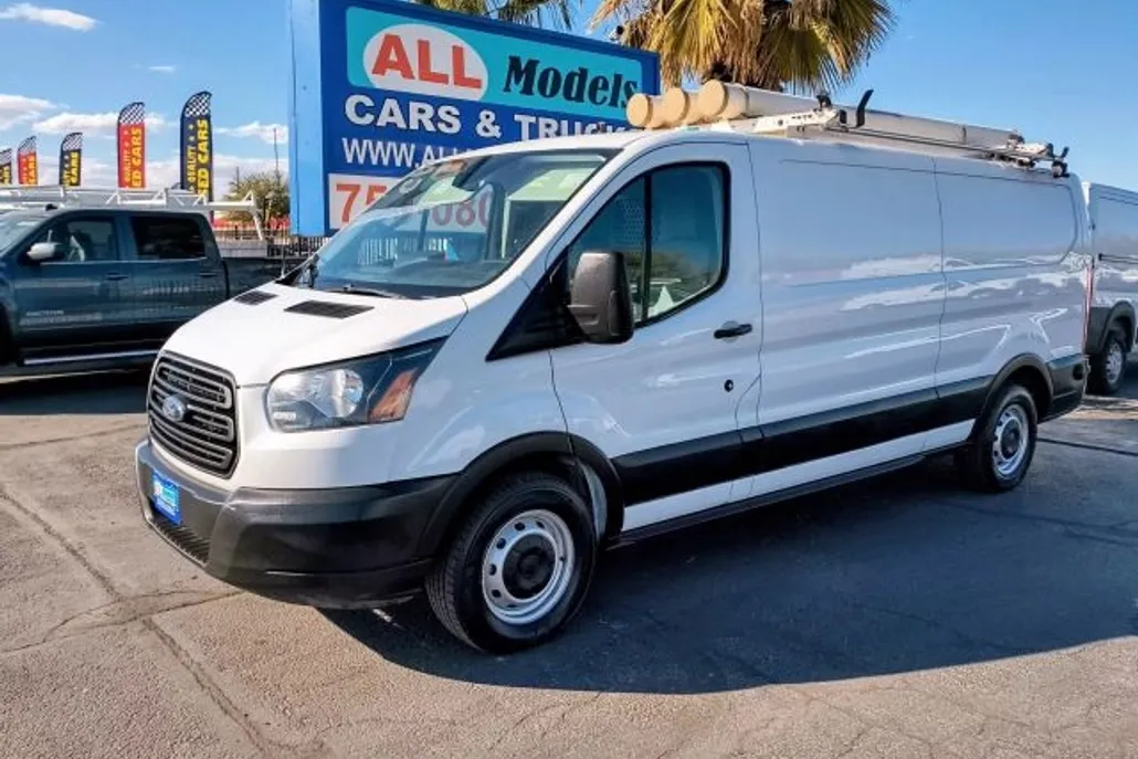 2019 Ford Transit Van photo 1