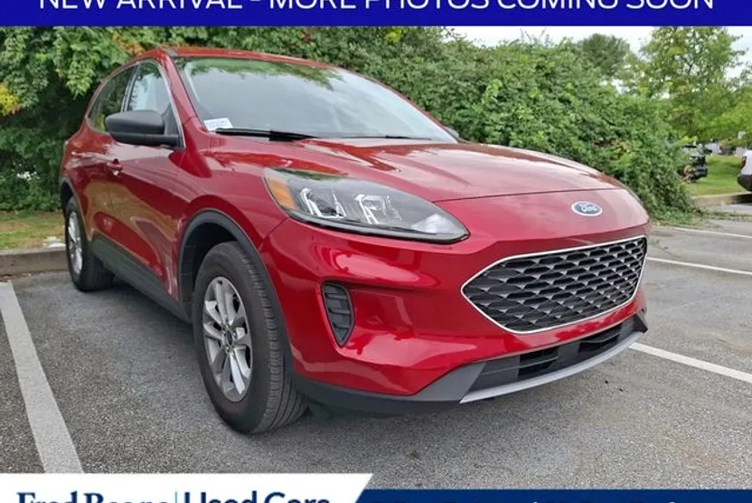 2022 Ford Escape SE photo 1