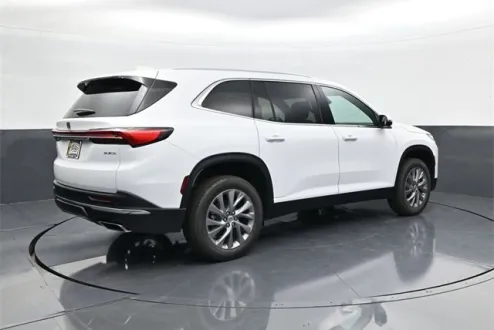 2026 Buick Enclave Preferred photo 3