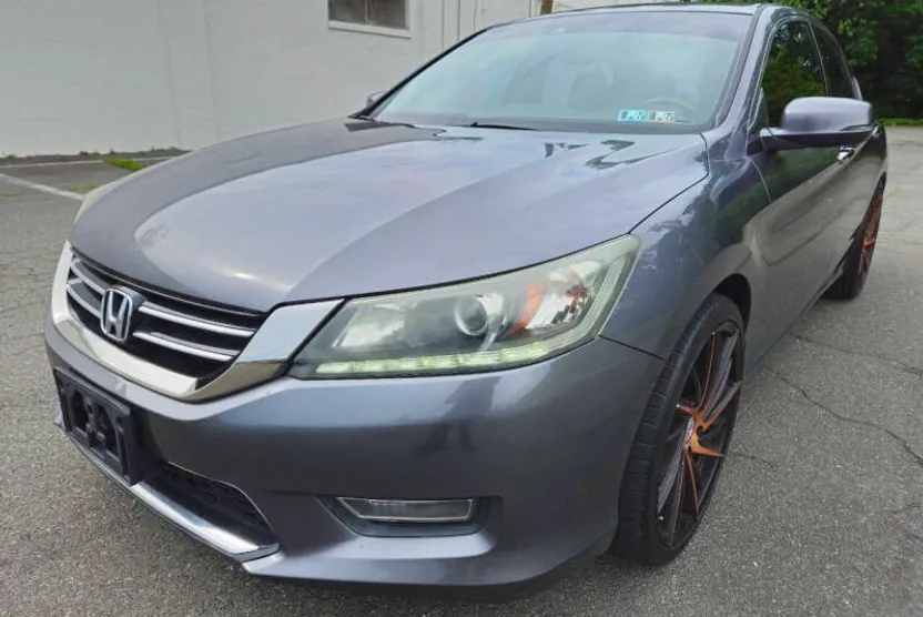 2013 Honda Accord EX-L V6 photo 1