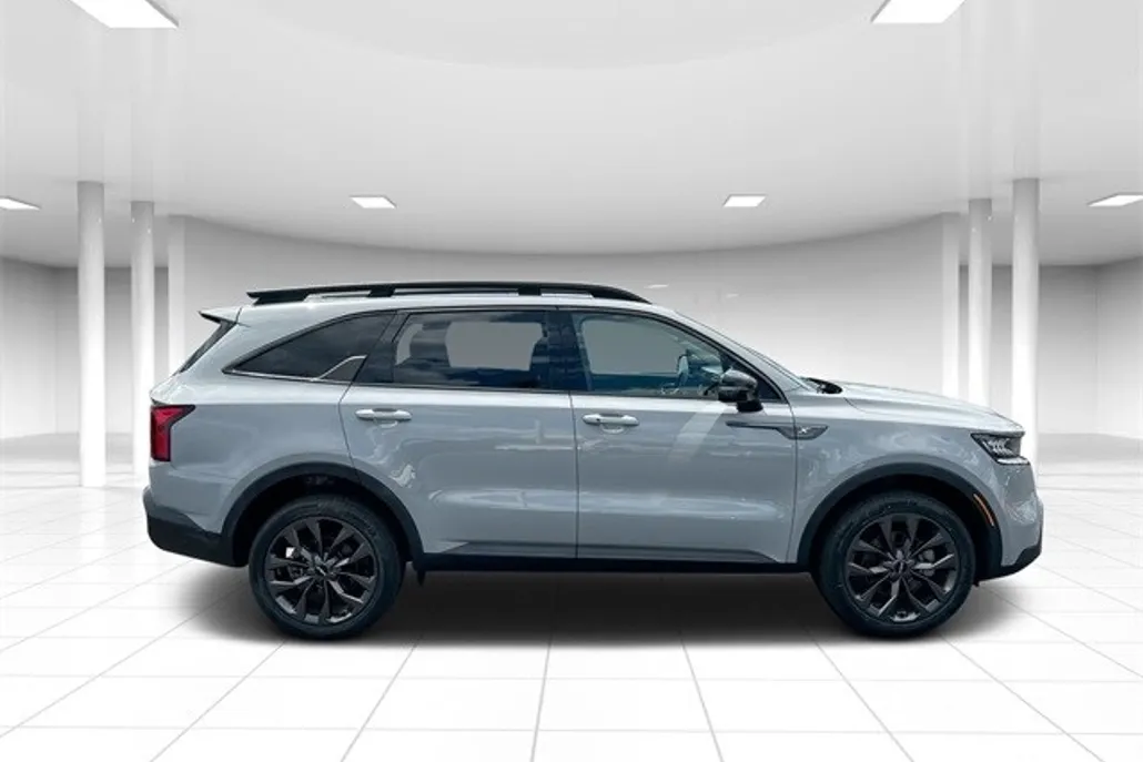 2023 Kia Sorento X-Line EX photo 1