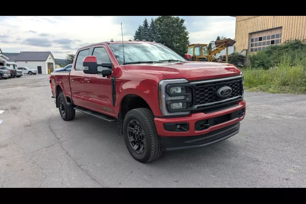 2023 Ford F-250 photo 1