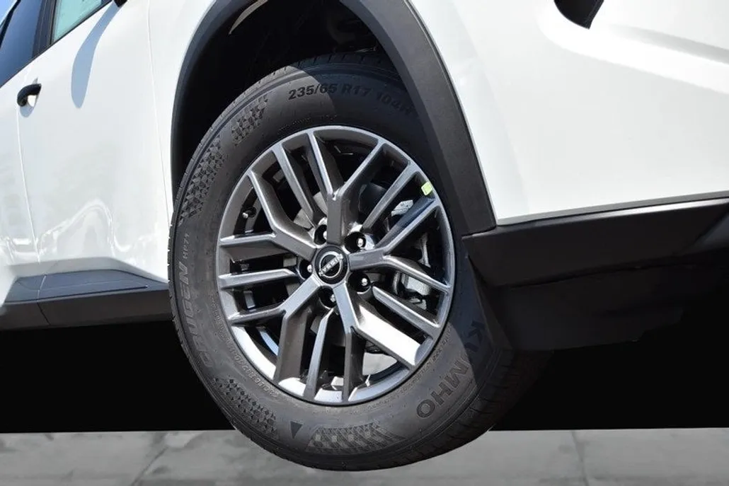 2026 Nissan Rogue S photo 1