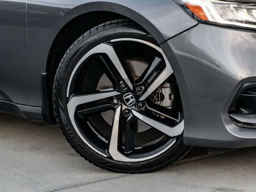 2019 Honda Accord Sport 1.5T photo 1
