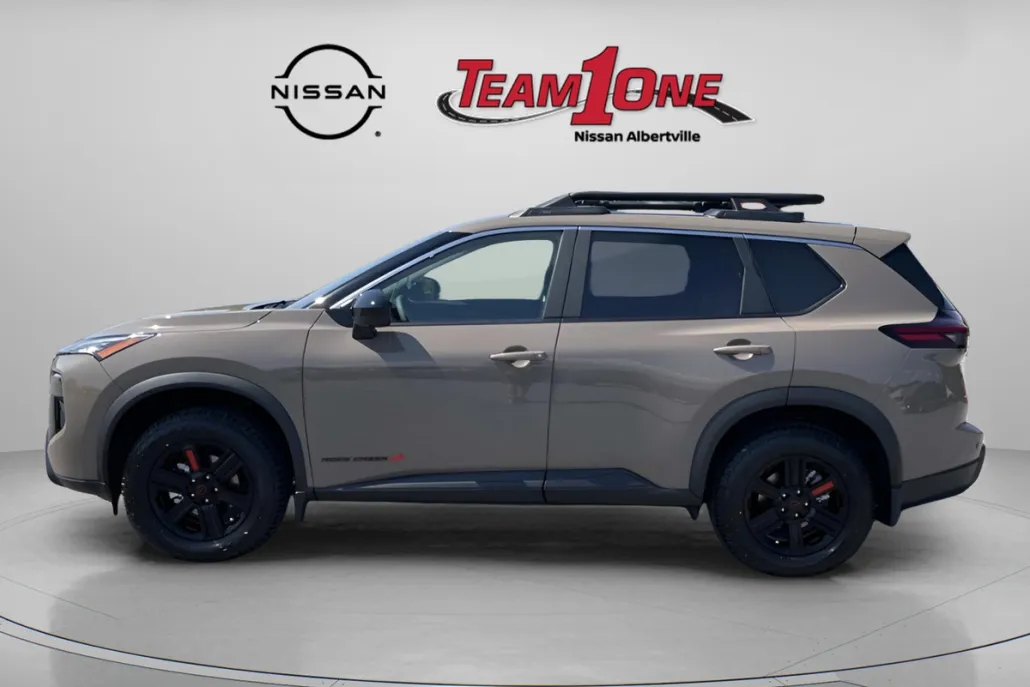 2026 Nissan Rogue SV photo 1