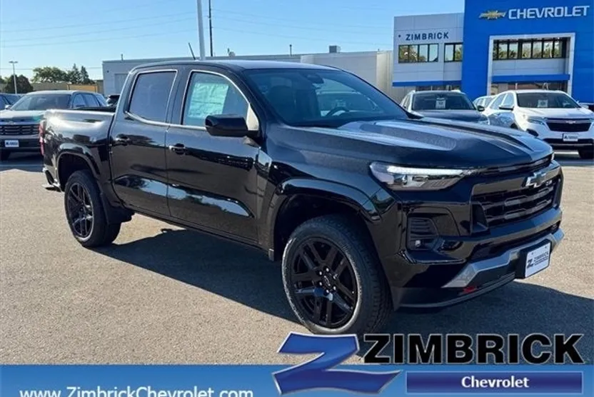 2025 Chevrolet Colorado Z71 photo 1