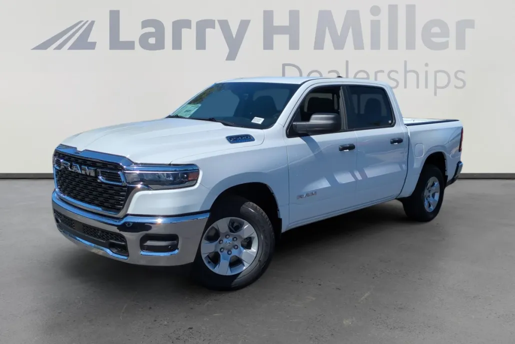 2025 Ram 1500 Tradesman photo 1