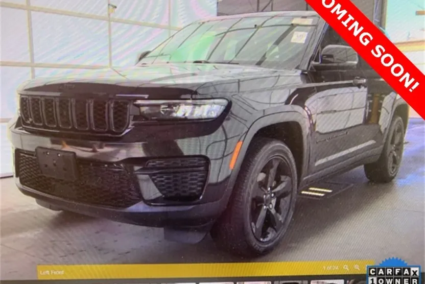 2022 Jeep Grand Cherokee Altitude photo 1