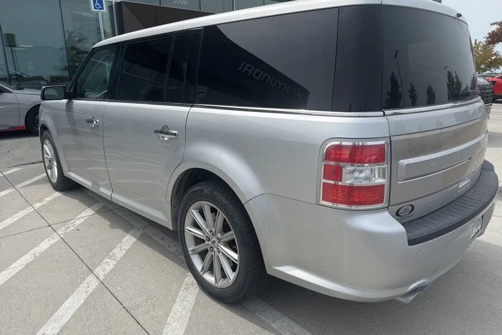 2018 Ford Flex Limited photo 1