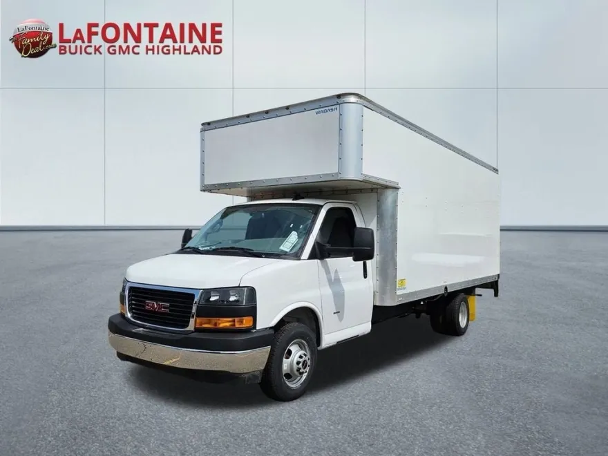 2024 Gmc Savana Cutaway 3500 photo 1