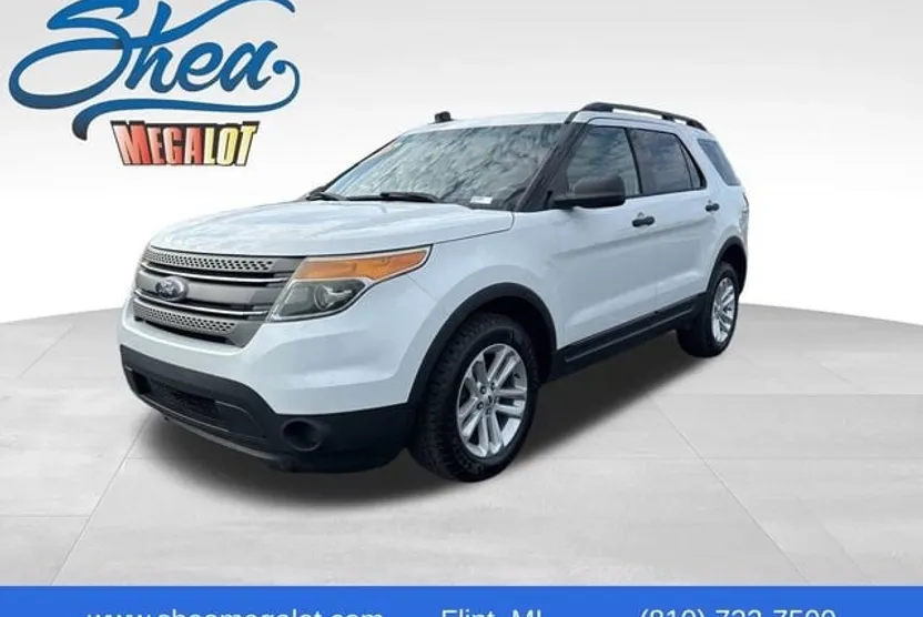 2015 Ford Explorer Base photo 1