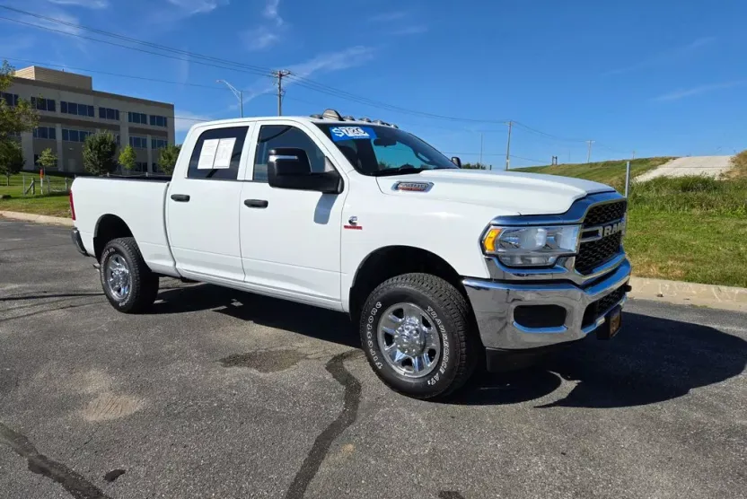 2024 Ram 2500 Tradesman photo 1