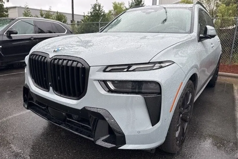 2025 Bmw X7 xDrive40i photo 1