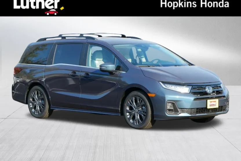2026 Honda Odyssey Touring photo 1