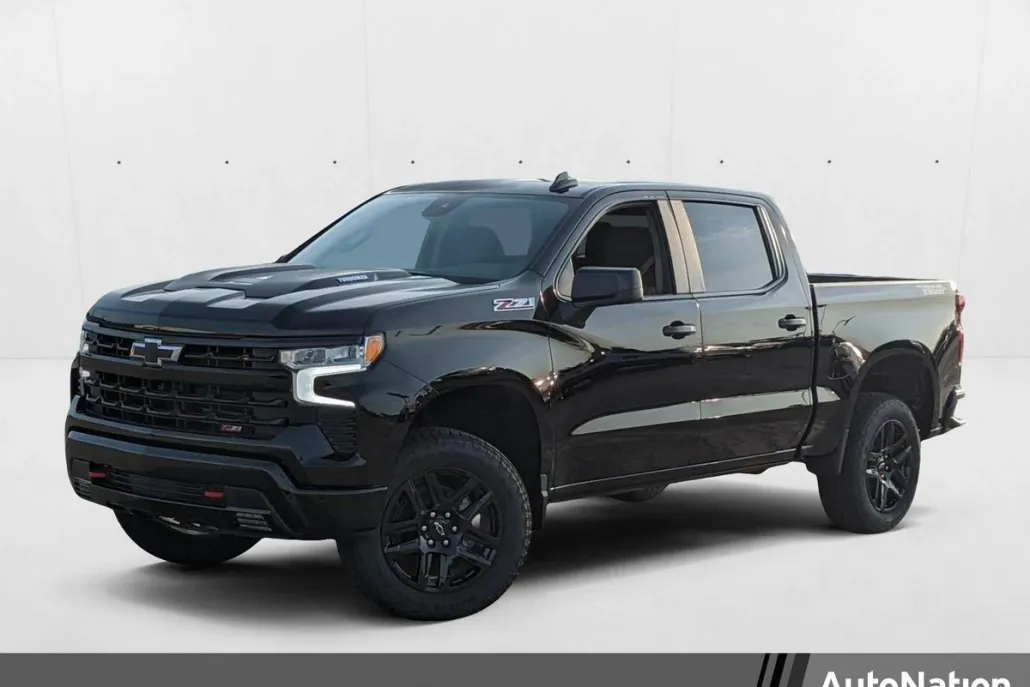 2025 Chevrolet Silverado 1500 LT Trail Boss photo 1
