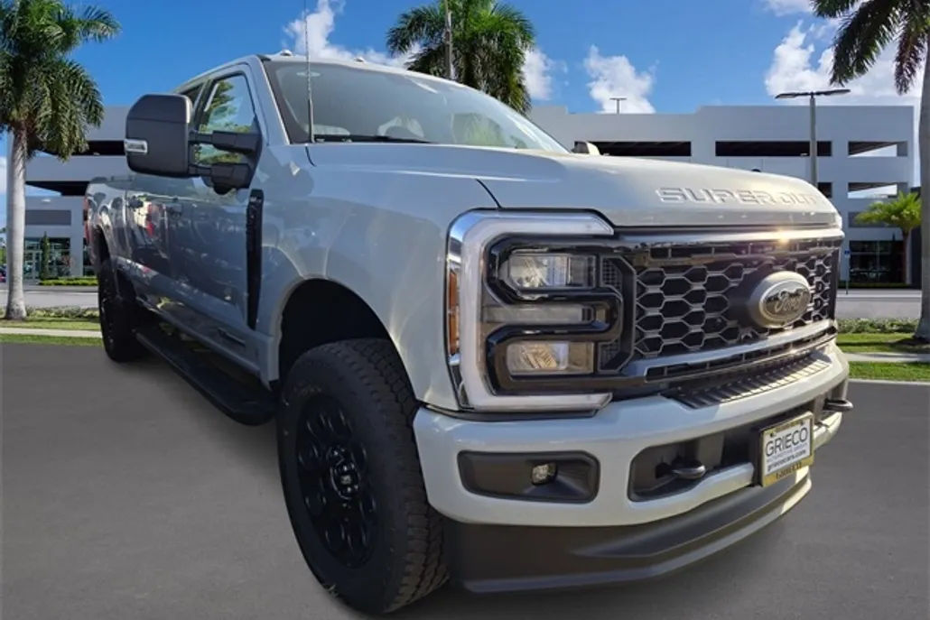 2025 Ford F-250 XLT photo 1