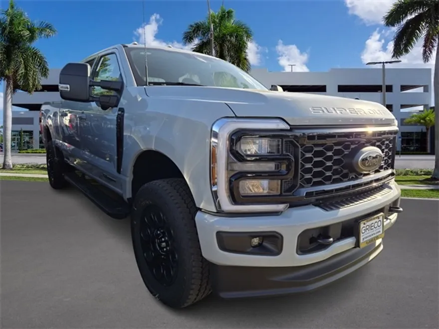 2025 Ford F-250 XLT photo 1