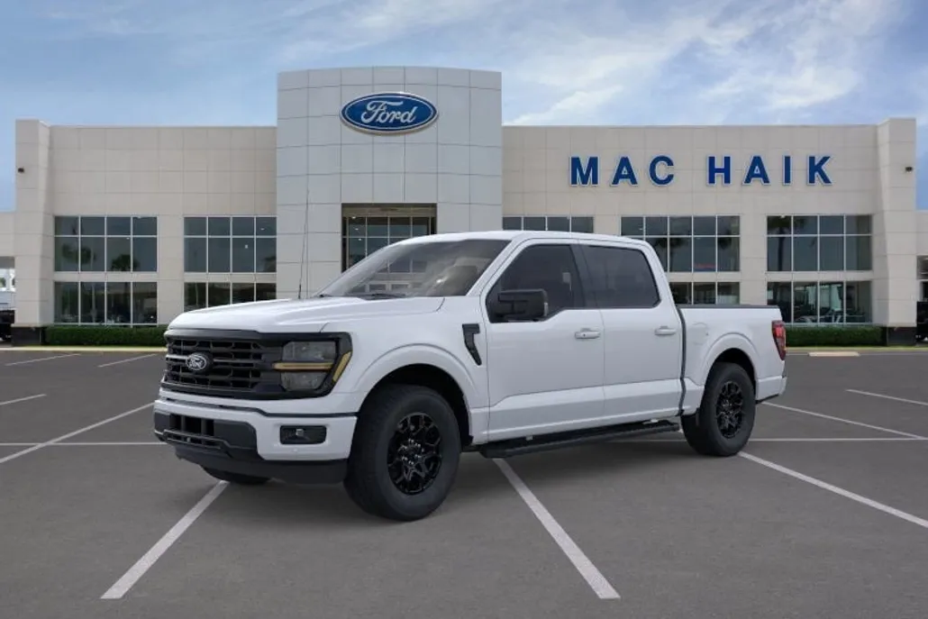 2025 Ford F-150 XLT photo 1