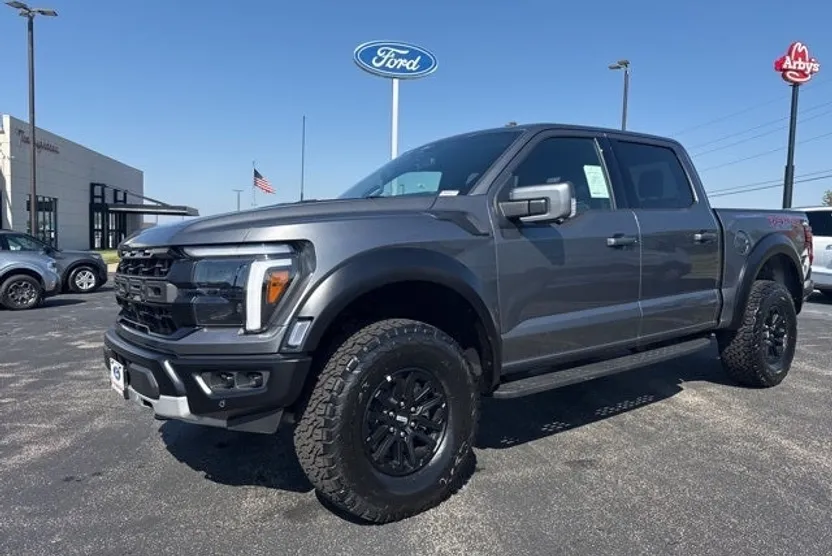 2025 Ford F-150 Raptor photo 1