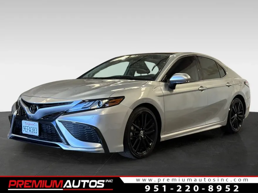 2023 Toyota Camry XSE V6 photo 1