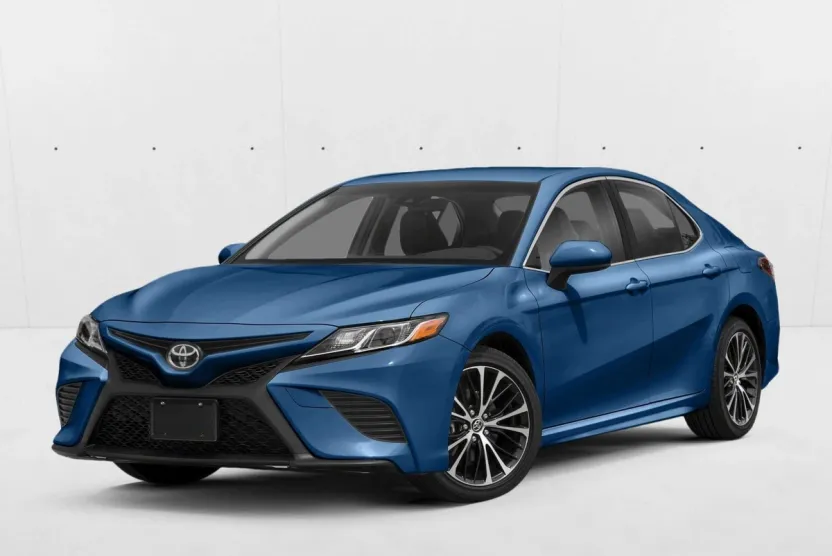 2020 Toyota Camry SE photo 1