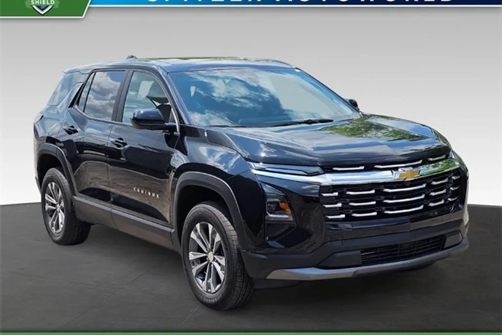 2026 Chevrolet Equinox LT photo 1