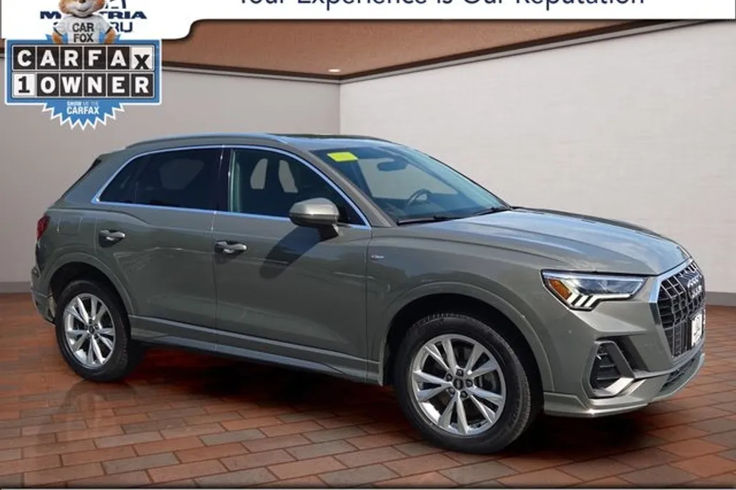 2022 Audi Q3 Premium Plus S line photo 1