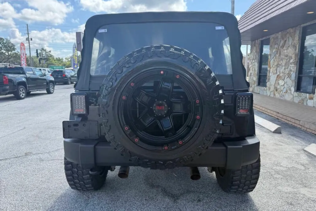 2015 Jeep Wrangler Unlimited Sport photo 1