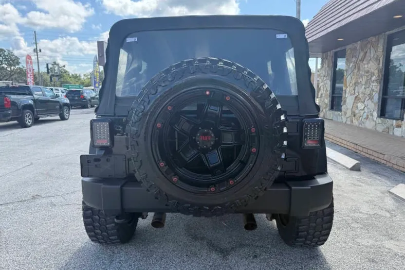 2015 Jeep Wrangler Unlimited Sport photo 1