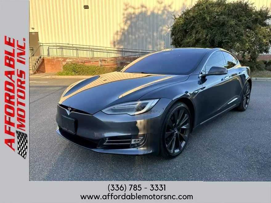 2018 Tesla Model S photo 1