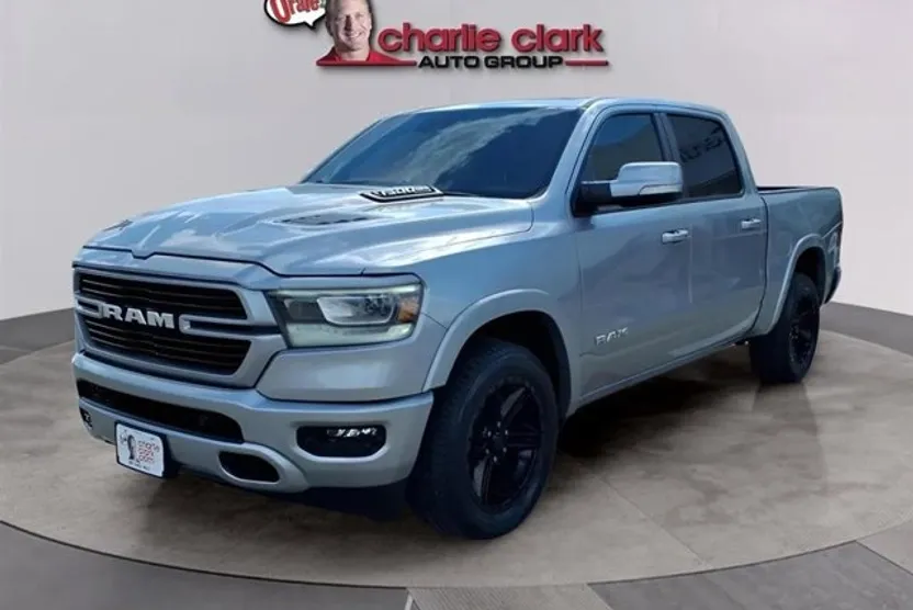 2022 Ram 1500 Laramie photo 1