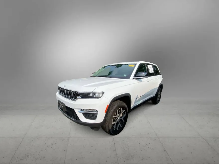2024 Jeep Grand Cherokee Limited photo 1