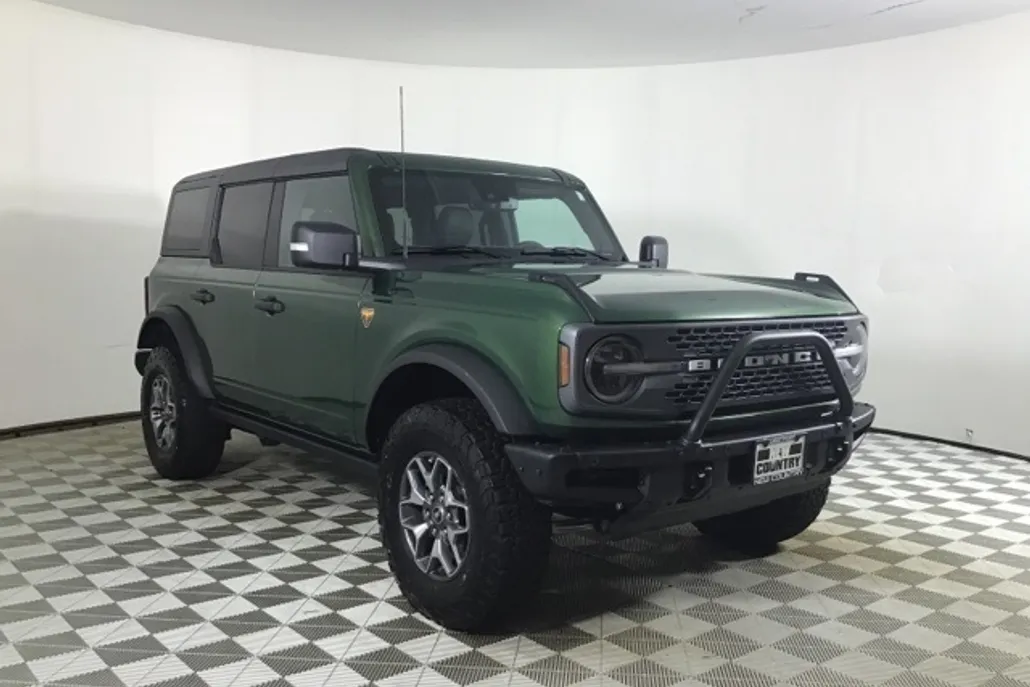 2023 Ford Bronco Base Big Bend Black Diamond Outer Banks Badlands Wildtrak Everglades photo 1