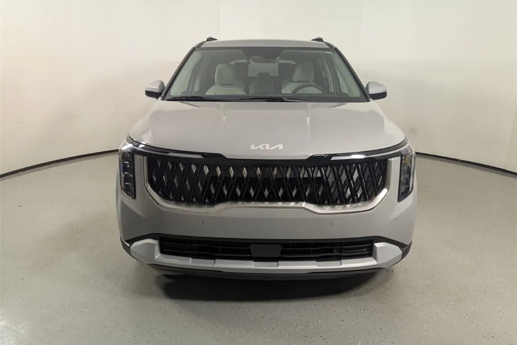2026 Kia Carnival EX photo 1