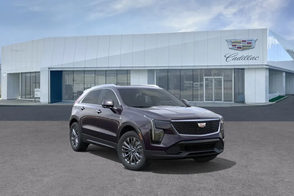 2025 Cadillac XT4 Premium Luxury photo 1