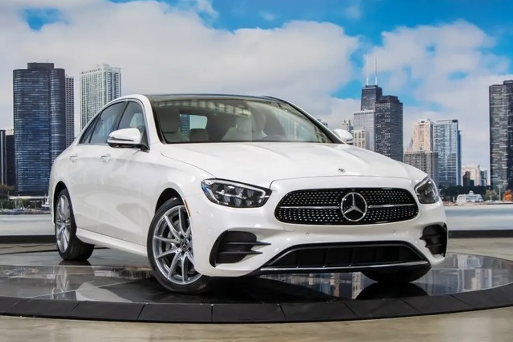 2023 Mercedes Benz E 350 4MATIC photo 1