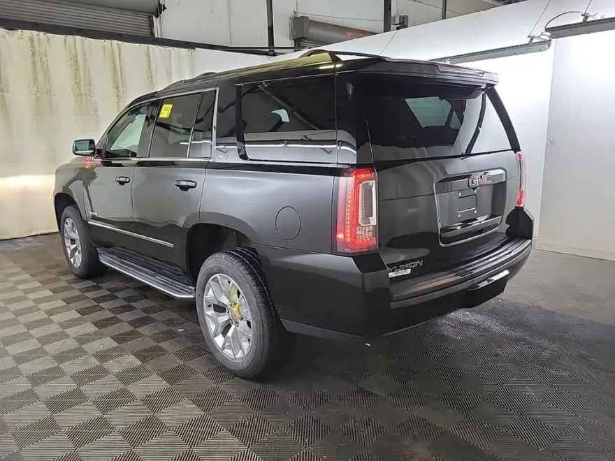 2018 Gmc Yukon SLT photo 1